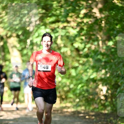 06.10.2024 - Bramfelder Halbmarathon 2024 Dr. Thomas Lammeyer http://msf.ph/oto/7339933 06.10.2024 10:40:20 Laufen 548 meine-sportfotos.de