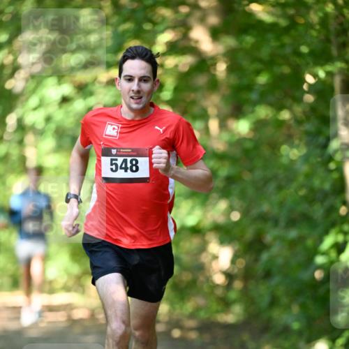 06.10.2024 - Bramfelder Halbmarathon 2024 Dr. Thomas Lammeyer http://msf.ph/oto/7339939 06.10.2024 10:40:21 Laufen 548 meine-sportfotos.de