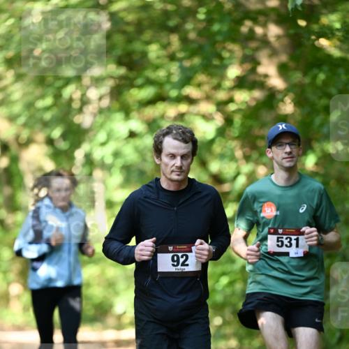 06.10.2024 - Bramfelder Halbmarathon 2024 Dr. Thomas Lammeyer http://msf.ph/oto/7339965 06.10.2024 10:40:28 Laufen 92, 10, 25, 531, 94 meine-sportfotos.de