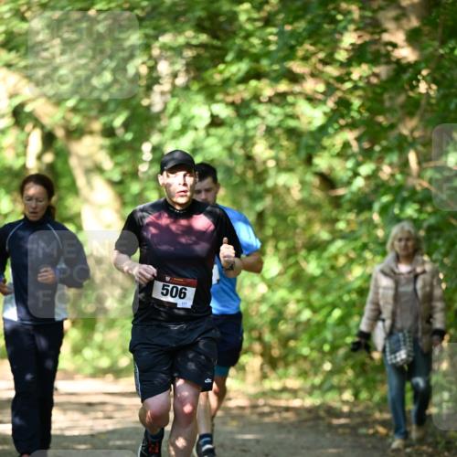 06.10.2024 - Bramfelder Halbmarathon 2024 Dr. Thomas Lammeyer http://msf.ph/oto/7339975 06.10.2024 10:40:54 Laufen 506, 111 meine-sportfotos.de