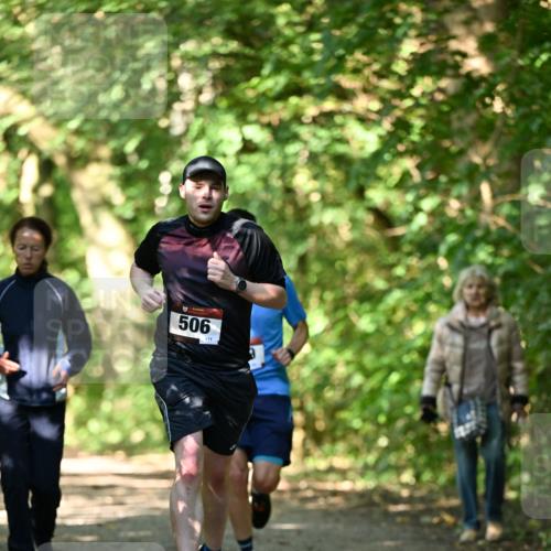 06.10.2024 - Bramfelder Halbmarathon 2024 Dr. Thomas Lammeyer http://msf.ph/oto/7339976 06.10.2024 10:40:54 Laufen 506, 111 meine-sportfotos.de