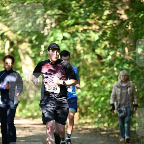 06.10.2024 - Bramfelder Halbmarathon 2024 Dr. Thomas Lammeyer http://msf.ph/oto/7339977 06.10.2024 10:40:54 Laufen 506, 99 meine-sportfotos.de
