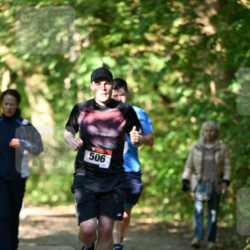 06.10.2024 - Bramfelder Halbmarathon 2024 Dr. Thomas Lammeyer http://msf.ph/oto/7339980 06.10.2024 10:40:54 Laufen 506, 111 meine-sportfotos.de