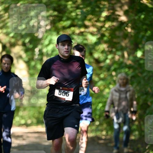 06.10.2024 - Bramfelder Halbmarathon 2024 Dr. Thomas Lammeyer http://msf.ph/oto/7339983 06.10.2024 10:40:55 Laufen 506 meine-sportfotos.de