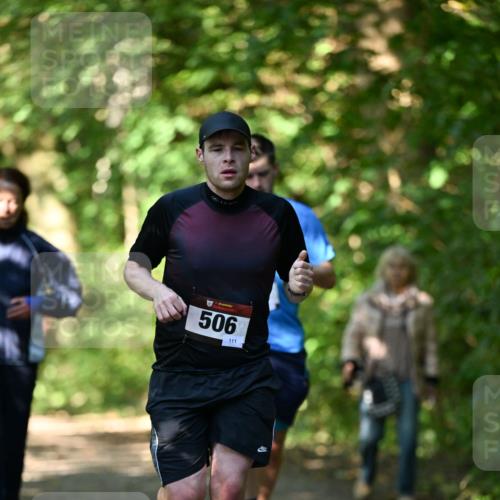 06.10.2024 - Bramfelder Halbmarathon 2024 Dr. Thomas Lammeyer http://msf.ph/oto/7339985 06.10.2024 10:40:55 Laufen 506, 111 meine-sportfotos.de
