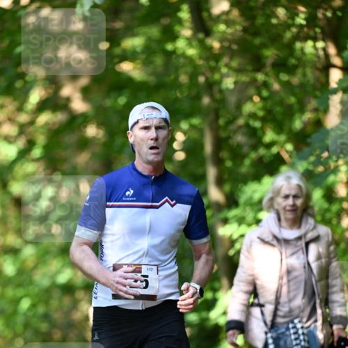 06.10.2024 - Bramfelder Halbmarathon 2024 Dr. Thomas Lammeyer http://msf.ph/oto/7339997 06.10.2024 10:41:03 Laufen 117 meine-sportfotos.de