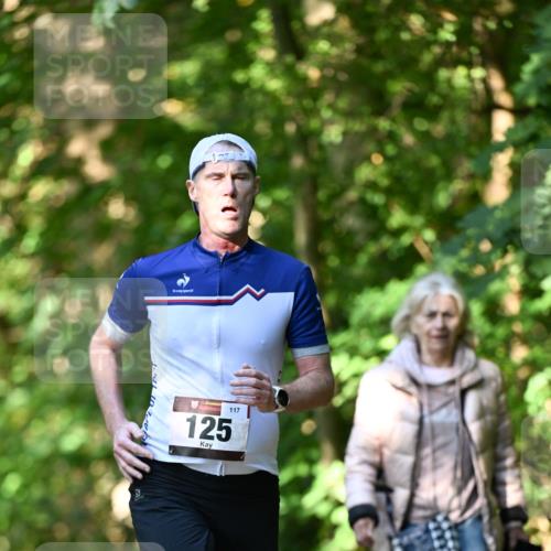 06.10.2024 - Bramfelder Halbmarathon 2024 Dr. Thomas Lammeyer http://msf.ph/oto/7339998 06.10.2024 10:41:03 Laufen 125, 117 meine-sportfotos.de