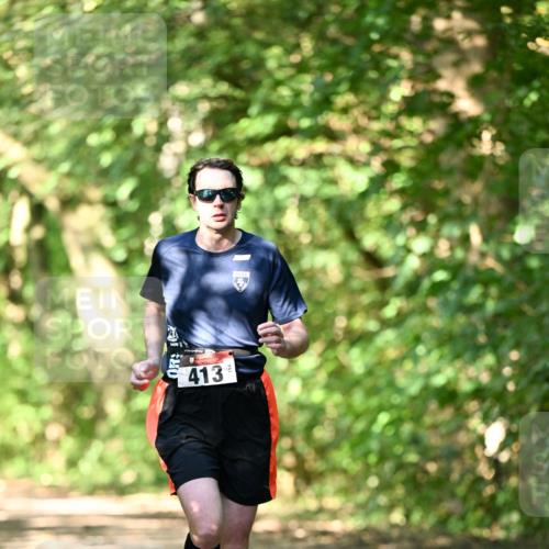 06.10.2024 - Bramfelder Halbmarathon 2024 Dr. Thomas Lammeyer http://msf.ph/oto/7340018 06.10.2024 10:41:08 Laufen 413 meine-sportfotos.de