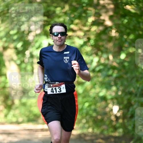 06.10.2024 - Bramfelder Halbmarathon 2024 Dr. Thomas Lammeyer http://msf.ph/oto/7340024 06.10.2024 10:41:09 Laufen 413 meine-sportfotos.de