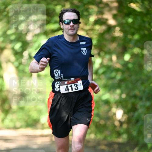 06.10.2024 - Bramfelder Halbmarathon 2024 Dr. Thomas Lammeyer http://msf.ph/oto/7340027 06.10.2024 10:41:09 Laufen 413 meine-sportfotos.de