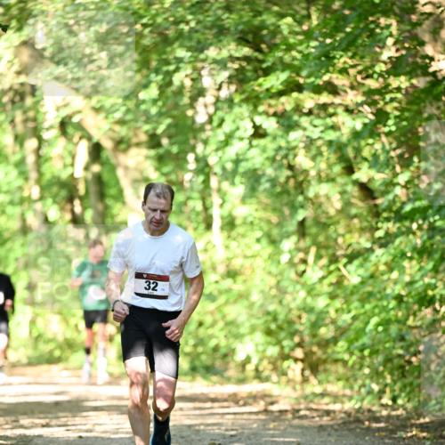 06.10.2024 - Bramfelder Halbmarathon 2024 Dr. Thomas Lammeyer http://msf.ph/oto/7340053 06.10.2024 10:41:34 Laufen 32 meine-sportfotos.de