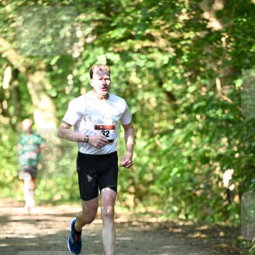06.10.2024 - Bramfelder Halbmarathon 2024 Dr. Thomas Lammeyer http://msf.ph/oto/7340061 06.10.2024 10:41:35 Laufen 32 meine-sportfotos.de