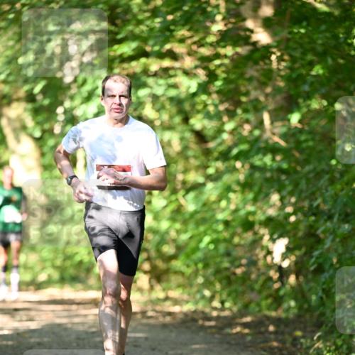 06.10.2024 - Bramfelder Halbmarathon 2024 Dr. Thomas Lammeyer http://msf.ph/oto/7340063 06.10.2024 10:41:35 Laufen  meine-sportfotos.de