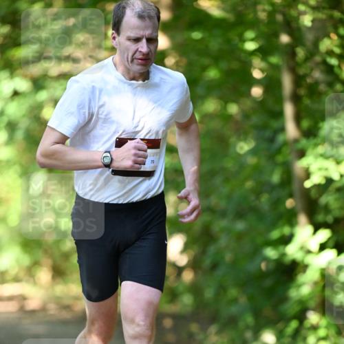 06.10.2024 - Bramfelder Halbmarathon 2024 Dr. Thomas Lammeyer http://msf.ph/oto/7340078 06.10.2024 10:41:37 Laufen 73 meine-sportfotos.de