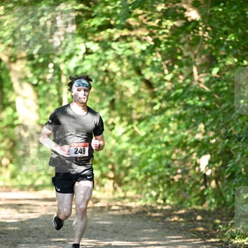 06.10.2024 - Bramfelder Halbmarathon 2024 Dr. Thomas Lammeyer http://msf.ph/oto/7340129 06.10.2024 10:41:52 Laufen 249 meine-sportfotos.de