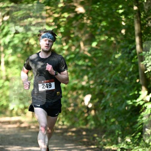 06.10.2024 - Bramfelder Halbmarathon 2024 Dr. Thomas Lammeyer http://msf.ph/oto/7340135 06.10.2024 10:41:53 Laufen 249 meine-sportfotos.de