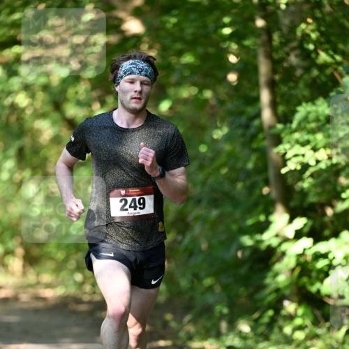 06.10.2024 - Bramfelder Halbmarathon 2024 Dr. Thomas Lammeyer http://msf.ph/oto/7340139 06.10.2024 10:41:54 Laufen 33, 249 meine-sportfotos.de