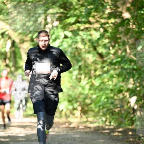 06.10.2024 - Bramfelder Halbmarathon 2024 Dr. Thomas Lammeyer http://msf.ph/oto/7340160 06.10.2024 10:42:00 Laufen  meine-sportfotos.de