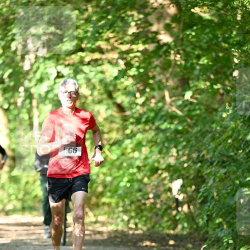 06.10.2024 - Bramfelder Halbmarathon 2024 Dr. Thomas Lammeyer http://msf.ph/oto/7340183 06.10.2024 10:42:05 Laufen 566 meine-sportfotos.de
