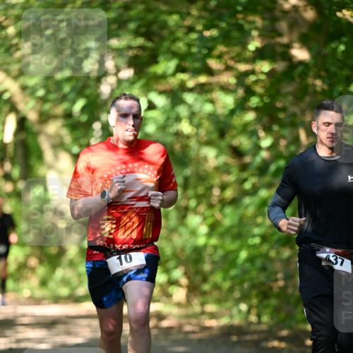 06.10.2024 - Bramfelder Halbmarathon 2024 Dr. Thomas Lammeyer http://msf.ph/oto/7340211 06.10.2024 10:42:10 Laufen 10, 37 meine-sportfotos.de