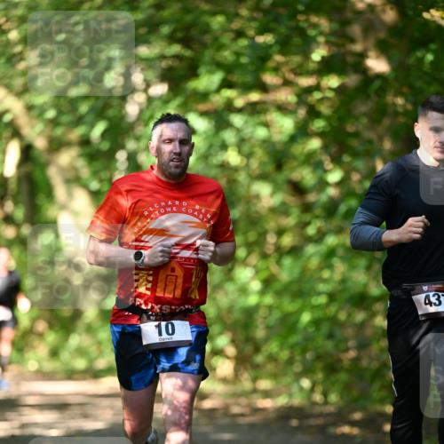 06.10.2024 - Bramfelder Halbmarathon 2024 Dr. Thomas Lammeyer http://msf.ph/oto/7340212 06.10.2024 10:42:10 Laufen 10, 437 meine-sportfotos.de