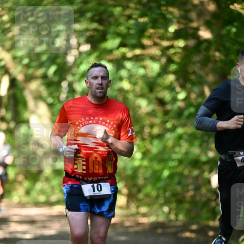06.10.2024 - Bramfelder Halbmarathon 2024 Dr. Thomas Lammeyer http://msf.ph/oto/7340213 06.10.2024 10:42:10 Laufen 10 meine-sportfotos.de