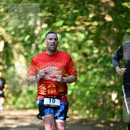 06.10.2024 - Bramfelder Halbmarathon 2024 Dr. Thomas Lammeyer http://msf.ph/oto/7340215 06.10.2024 10:42:11 Laufen 10 meine-sportfotos.de