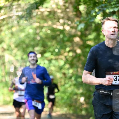 06.10.2024 - Bramfelder Halbmarathon 2024 Dr. Thomas Lammeyer http://msf.ph/oto/7340253 06.10.2024 10:42:21 Laufen 33, 37, 48 meine-sportfotos.de