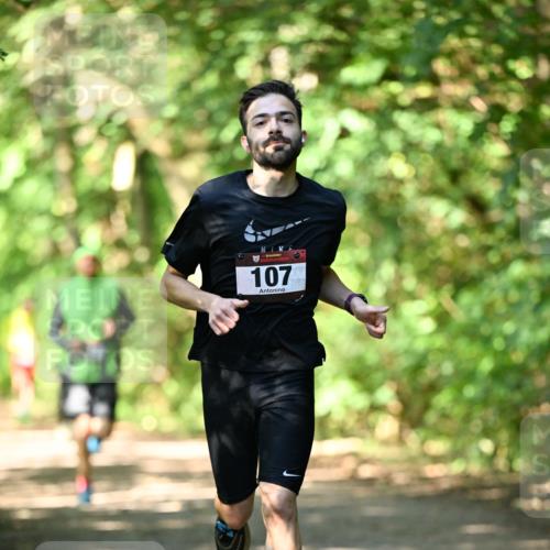 06.10.2024 - Bramfelder Halbmarathon 2024 Dr. Thomas Lammeyer http://msf.ph/oto/7340290 06.10.2024 10:42:36 Laufen 107 meine-sportfotos.de