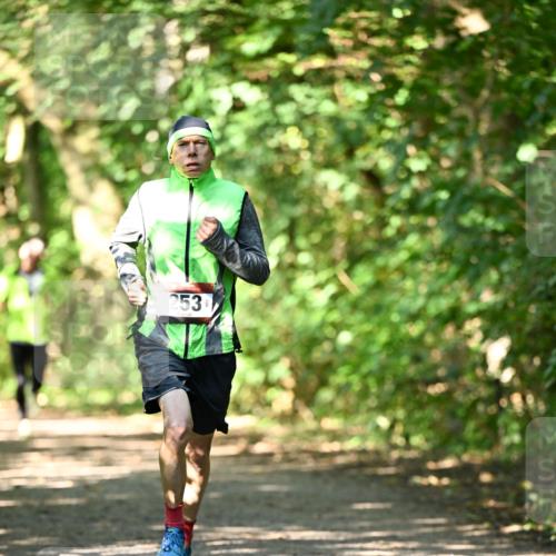 06.10.2024 - Bramfelder Halbmarathon 2024 Dr. Thomas Lammeyer http://msf.ph/oto/7340304 06.10.2024 10:42:39 Laufen 253 meine-sportfotos.de
