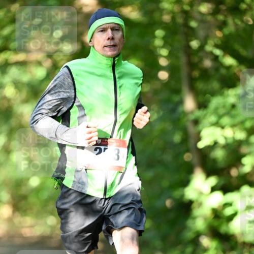 06.10.2024 - Bramfelder Halbmarathon 2024 Dr. Thomas Lammeyer http://msf.ph/oto/7340316 06.10.2024 10:42:41 Laufen  meine-sportfotos.de