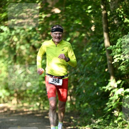 06.10.2024 - Bramfelder Halbmarathon 2024 Dr. Thomas Lammeyer http://msf.ph/oto/7340326 06.10.2024 10:42:52 Laufen 358, 31 meine-sportfotos.de