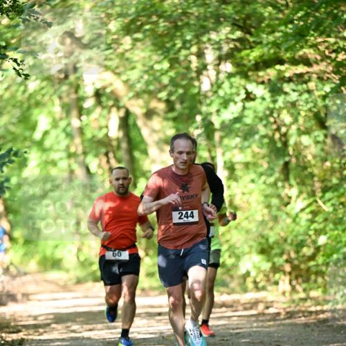 06.10.2024 - Bramfelder Halbmarathon 2024 Dr. Thomas Lammeyer http://msf.ph/oto/7340331 06.10.2024 10:42:54 Laufen 60, 244 meine-sportfotos.de