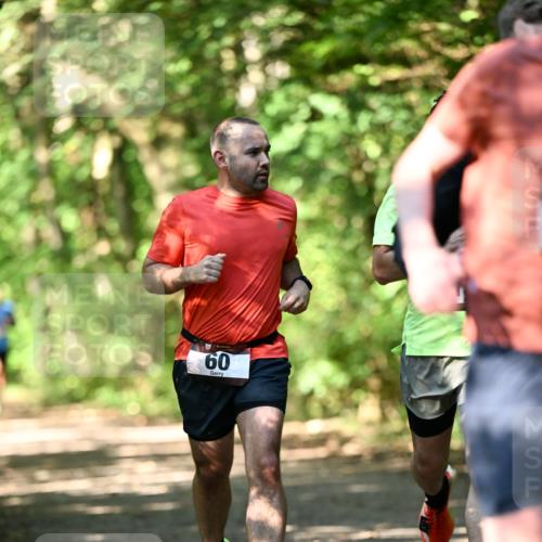 06.10.2024 - Bramfelder Halbmarathon 2024 Dr. Thomas Lammeyer http://msf.ph/oto/7340352 06.10.2024 10:42:58 Laufen 60 meine-sportfotos.de