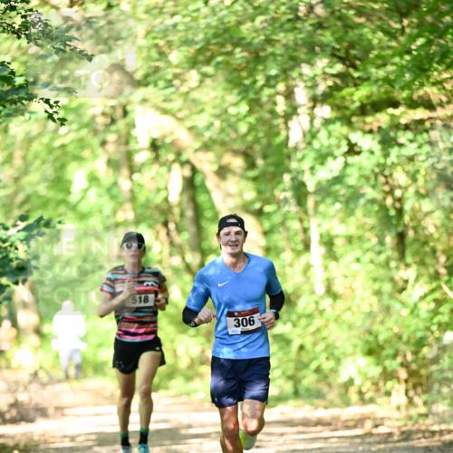 06.10.2024 - Bramfelder Halbmarathon 2024 Dr. Thomas Lammeyer http://msf.ph/oto/7340359 06.10.2024 10:43:06 Laufen 518, 306, 172 meine-sportfotos.de