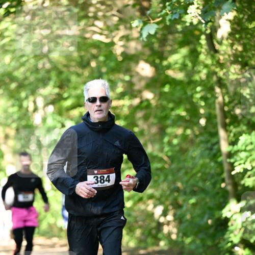 06.10.2024 - Bramfelder Halbmarathon 2024 Dr. Thomas Lammeyer http://msf.ph/oto/7340438 06.10.2024 10:43:53 Laufen 384 meine-sportfotos.de