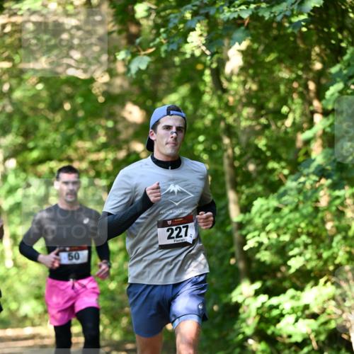 06.10.2024 - Bramfelder Halbmarathon 2024 Dr. Thomas Lammeyer http://msf.ph/oto/7340447 06.10.2024 10:43:55 Laufen 50, 227 meine-sportfotos.de
