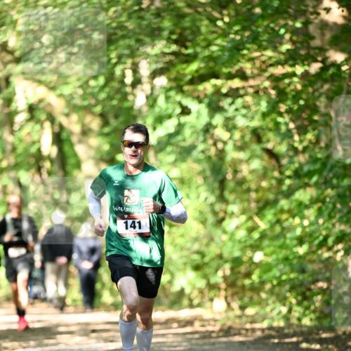 06.10.2024 - Bramfelder Halbmarathon 2024 Dr. Thomas Lammeyer http://msf.ph/oto/7340463 06.10.2024 10:44:00 Laufen 141 meine-sportfotos.de