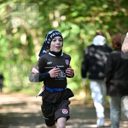 06.10.2024 - Bramfelder Halbmarathon 2024 Dr. Thomas Lammeyer http://msf.ph/oto/7340571 06.10.2024 10:44:26 Laufen  meine-sportfotos.de