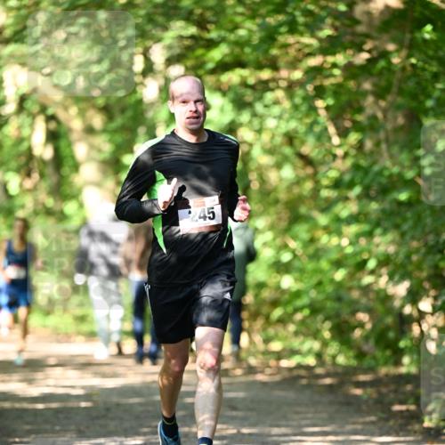 06.10.2024 - Bramfelder Halbmarathon 2024 Dr. Thomas Lammeyer http://msf.ph/oto/7340583 06.10.2024 10:44:49 Laufen 245 meine-sportfotos.de