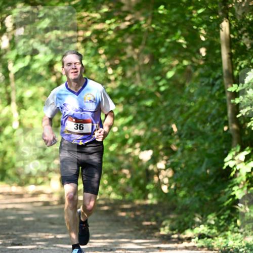 06.10.2024 - Bramfelder Halbmarathon 2024 Dr. Thomas Lammeyer http://msf.ph/oto/7340603 06.10.2024 10:45:06 Laufen 36, 2010 meine-sportfotos.de