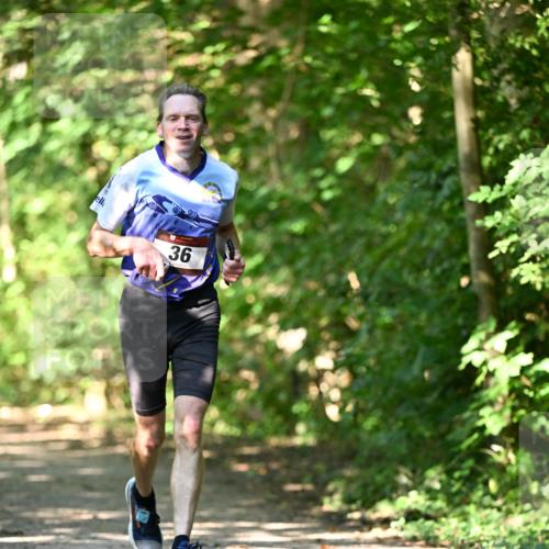 06.10.2024 - Bramfelder Halbmarathon 2024 Dr. Thomas Lammeyer http://msf.ph/oto/7340605 06.10.2024 10:45:06 Laufen 36 meine-sportfotos.de