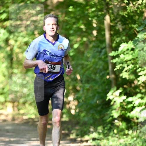 06.10.2024 - Bramfelder Halbmarathon 2024 Dr. Thomas Lammeyer http://msf.ph/oto/7340610 06.10.2024 10:45:06 Laufen 36, 2010 meine-sportfotos.de