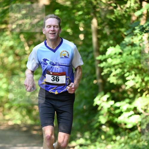 06.10.2024 - Bramfelder Halbmarathon 2024 Dr. Thomas Lammeyer http://msf.ph/oto/7340614 06.10.2024 10:45:07 Laufen 36, 27, 2010, 200 meine-sportfotos.de