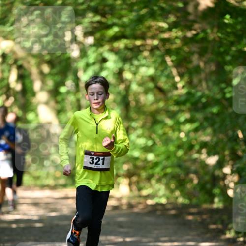 06.10.2024 - Bramfelder Halbmarathon 2024 Dr. Thomas Lammeyer http://msf.ph/oto/7340638 06.10.2024 10:45:18 Laufen 321 meine-sportfotos.de