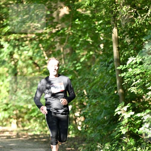 06.10.2024 - Bramfelder Halbmarathon 2024 Dr. Thomas Lammeyer http://msf.ph/oto/7340650 06.10.2024 10:45:23 Laufen 294 meine-sportfotos.de
