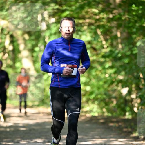 06.10.2024 - Bramfelder Halbmarathon 2024 Dr. Thomas Lammeyer http://msf.ph/oto/7340689 06.10.2024 10:45:54 Laufen  meine-sportfotos.de
