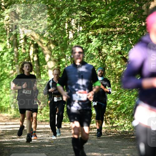 06.10.2024 - Bramfelder Halbmarathon 2024 Dr. Thomas Lammeyer http://msf.ph/oto/7340715 06.10.2024 10:46:00 Laufen 215, 79 meine-sportfotos.de
