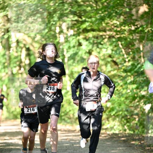 06.10.2024 - Bramfelder Halbmarathon 2024 Dr. Thomas Lammeyer http://msf.ph/oto/7340732 06.10.2024 10:46:03 Laufen 216, 215 meine-sportfotos.de