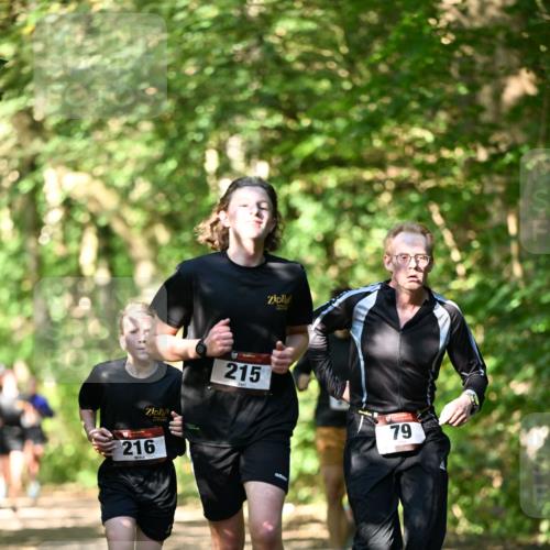 06.10.2024 - Bramfelder Halbmarathon 2024 Dr. Thomas Lammeyer http://msf.ph/oto/7340735 06.10.2024 10:46:04 Laufen 216, 215, 79 meine-sportfotos.de